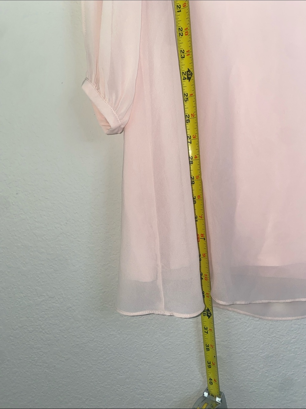 💋 Gianni Bini light pink chiffon dress long slit open sleeves and a lined body! - Picture 9 of 10